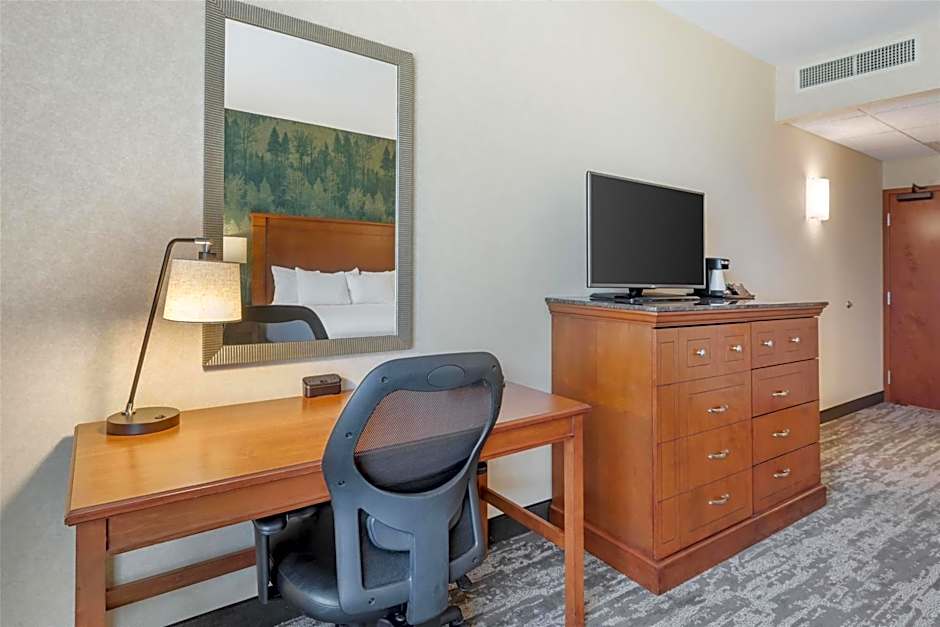 Drury Plaza Hotel Denver Central Park