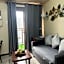 Bayfront Suite in Pasay Near NAIA Terminal, PICC, Star City, MOA and US Embassy - Pet-Friendly, Wi-Fi & Netflix, Free Swimming Pool, Sauna, Work from Home Ready