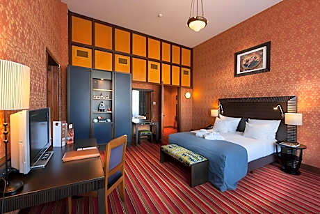 King Suite