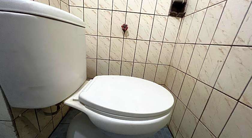 Hotel O Pondok Surya Near Fakultas Teknik Unhas Gowa