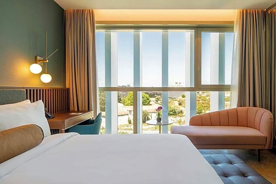 Renaissance Porto Lapa Hotel