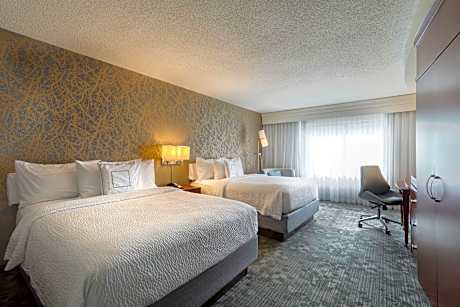 Room, 2 Queen Beds