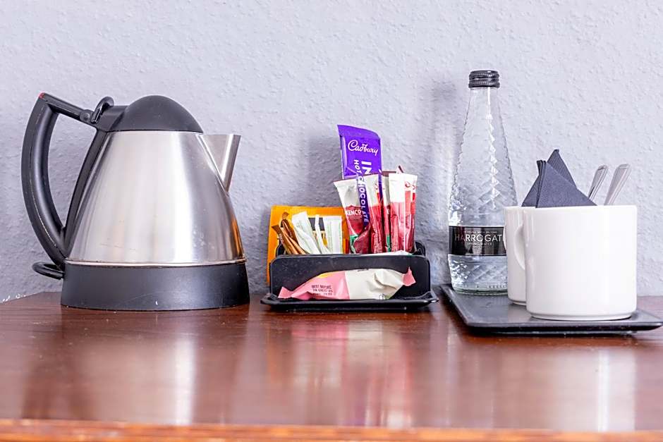 Cromwell Lodge Hotel by Greene King Inns