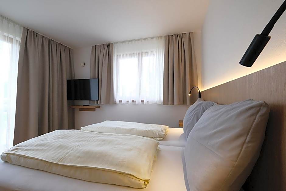 Der Kaerntnerhof am Weissensee, SeeHotel & SeeApartments direkt am See