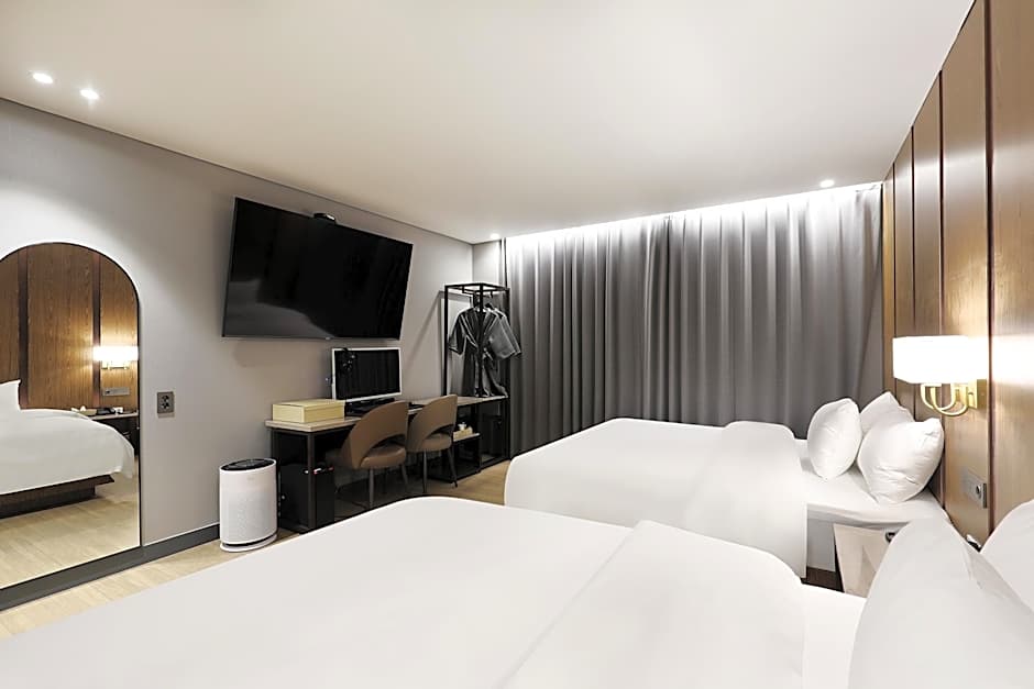 Hound Hotel Incheon Airport