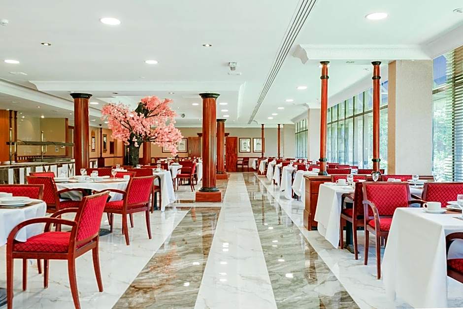 Muthu Glasgow River Hotel