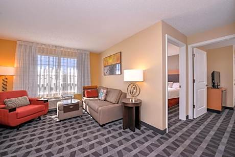 Two-Bedroom Suite
