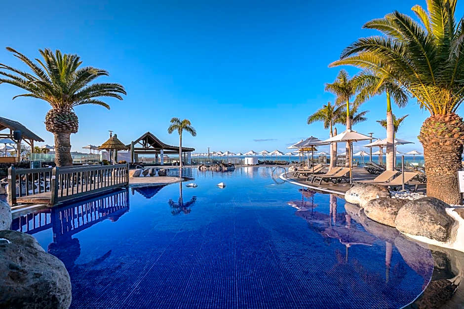 Barceló Santiago Hotel