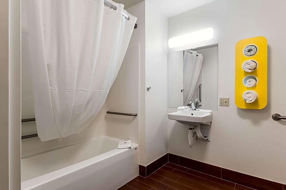 Motel 6 Wilkes Barre Arena