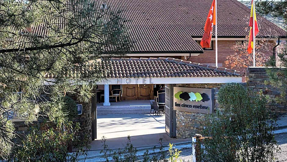 Los Cinco Enebros