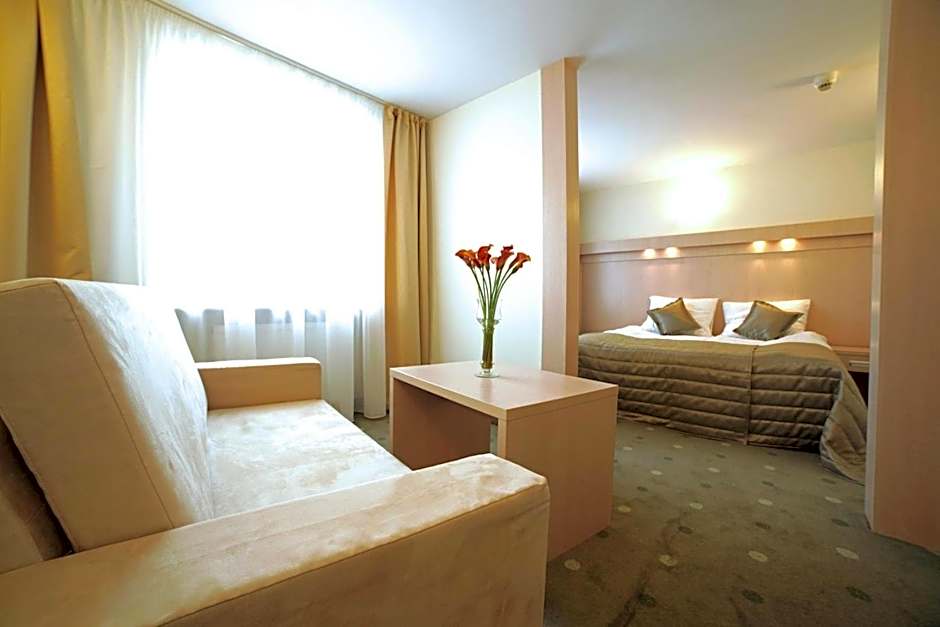 Hotel Cieplice MEDI & SPA