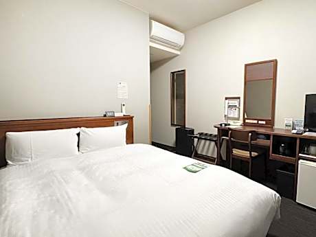 Double Room with Small Double Bed - Smoking - Heated Tobacco Only