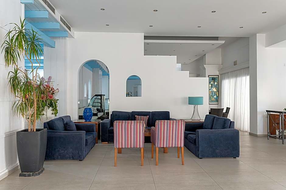 Kefalos Damon Hotel Apartments