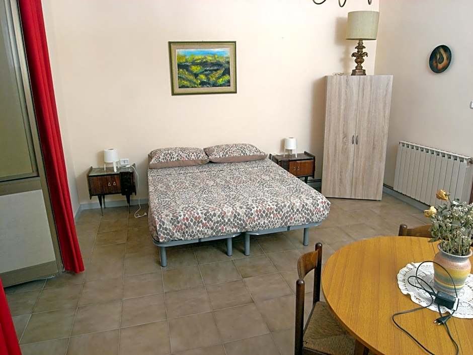 AG HOME ADRAGNA