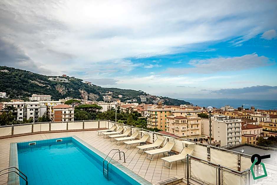 HOTIDAY Room Collection - Sorrento