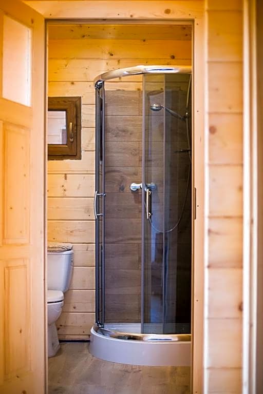 Domki Drewniane Przystań Kajaczek