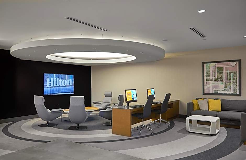 Hilton Des Moines Downtown