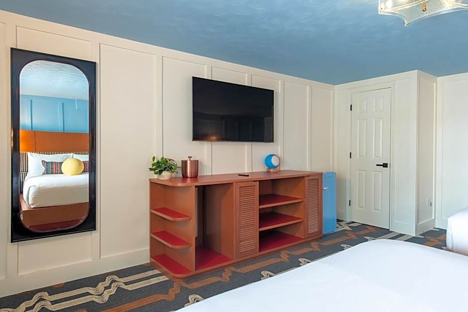 Ogunquit Hotel and Suites