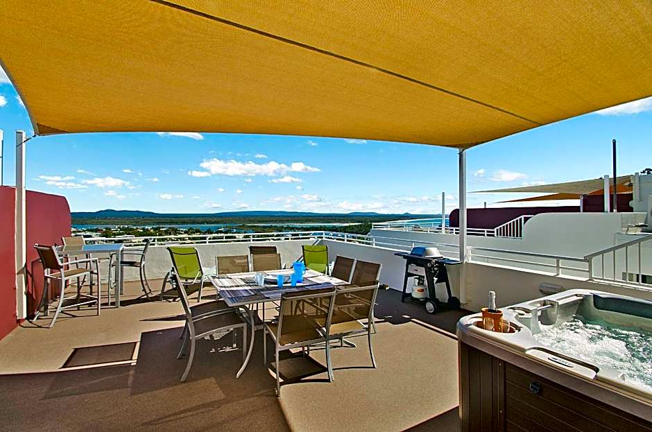 Bali Hai Apartments Noosa