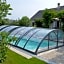 Au Coeur Du Bien Etre, chambre d'hôtes avec piscine chauffée et couverte, SPA, sauna, massages