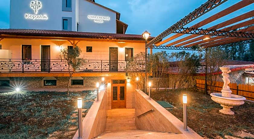 Kopala Tskneti Hotel
