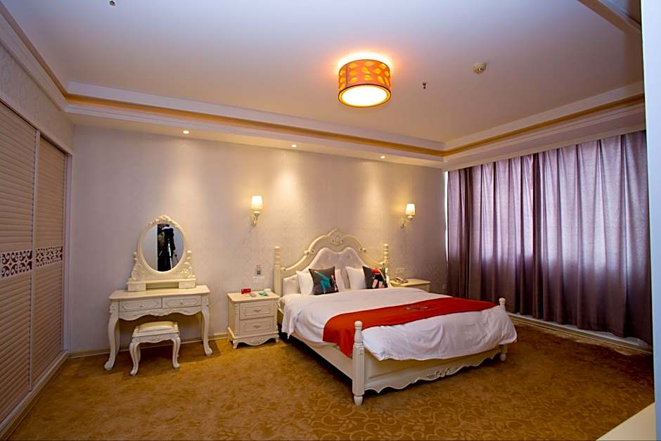 Pai Hotel Huai'an Jinhu Huanyu Square