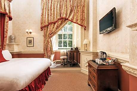 Castle Classic Room