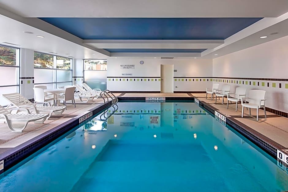 Fairfield Inn & Suites by Marriott Toronto Mississauga