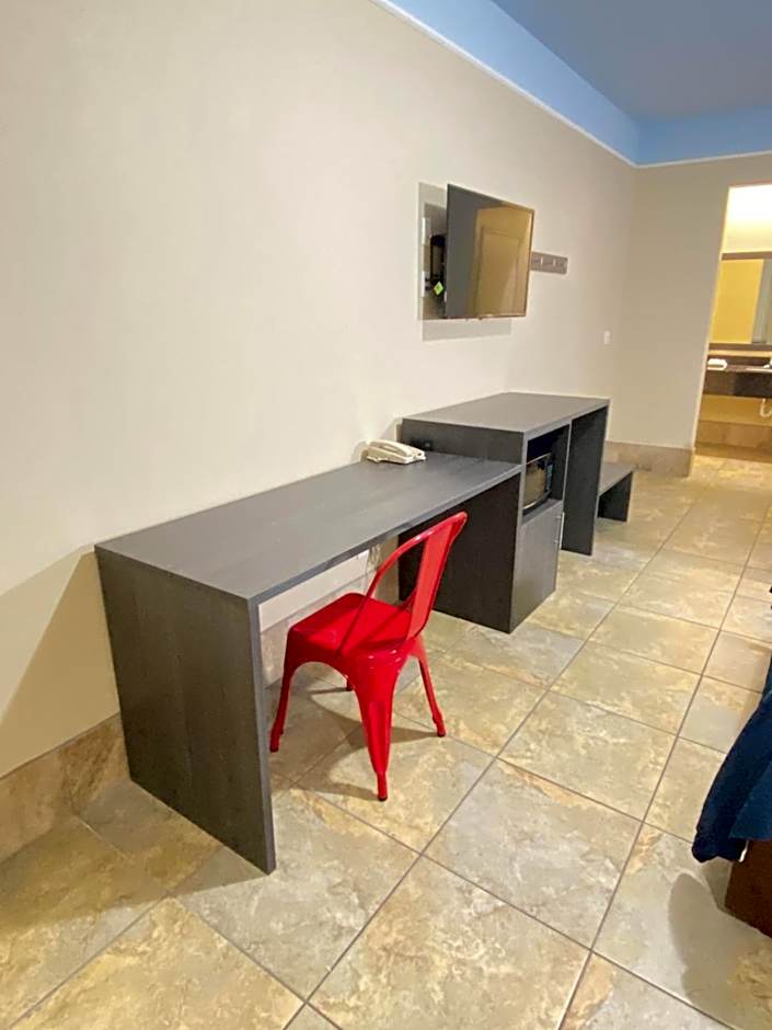 Texas Inn & Suites McAllen at La Plaza Mall and Airport