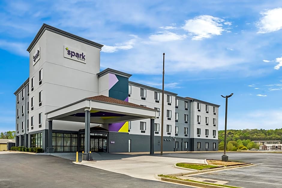 Spark by Hilton Pelham Birmingham I 65