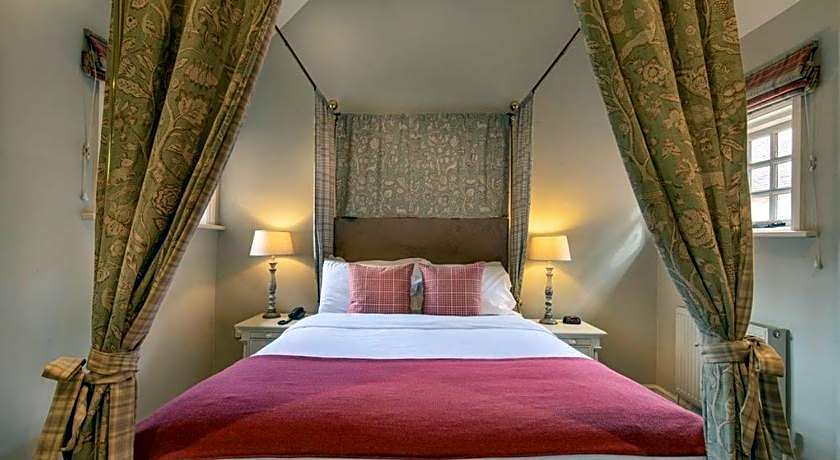 The Five Arrows Hotel