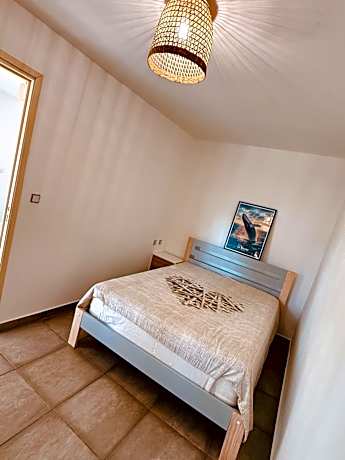 One-Bedroom Apartment with Garden View