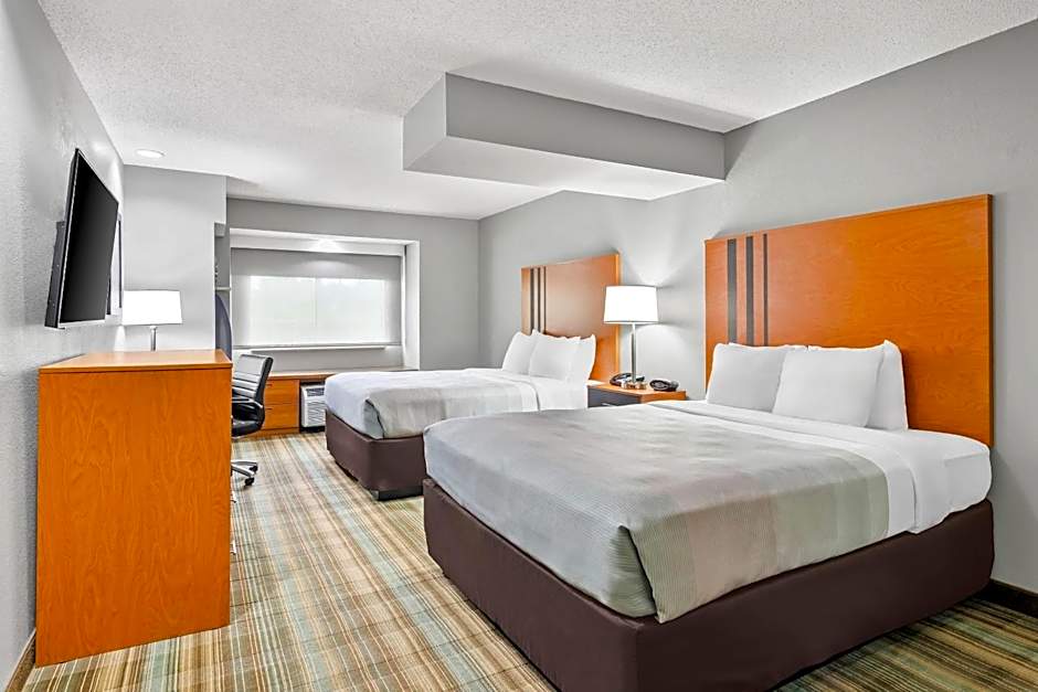 Quality Inn & Suites I-81 Exit 7