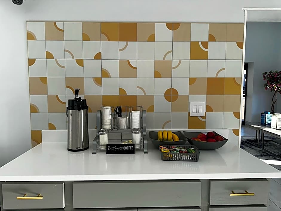 Days Inn & Suites by Wyndham Bossier City - Casino Area