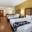 La Quinta Inn & Suites by Wyndham Lagrange / I-85