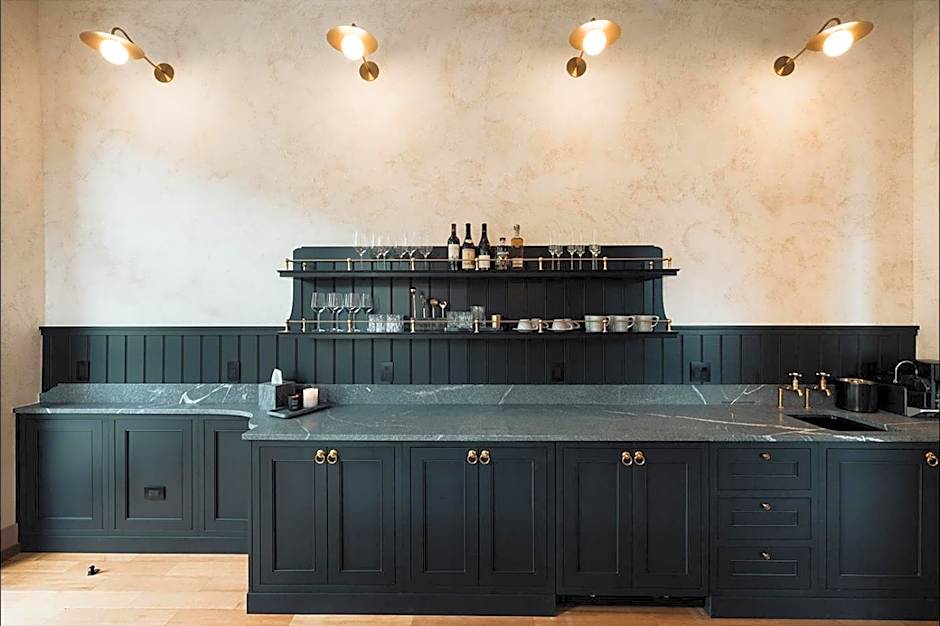 Surf Hotel & Chateau