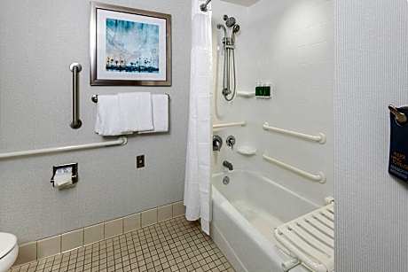 Room, 2 Queen Beds (Hearing Accessible)