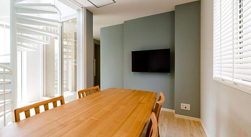 Trip Base HAKATAEKIMAE