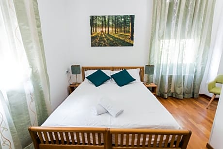Double or Twin Room with Private Bathroom