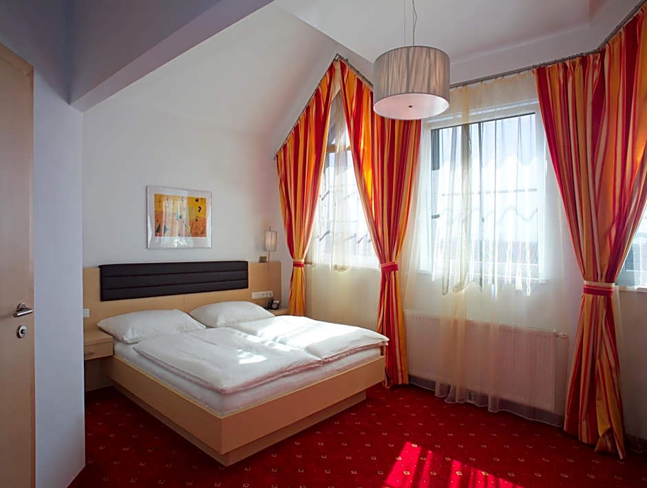 Hotel Restaurant Wallner I contactless check-in