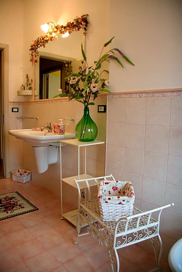 Villa Carol Appartamento e B&B
