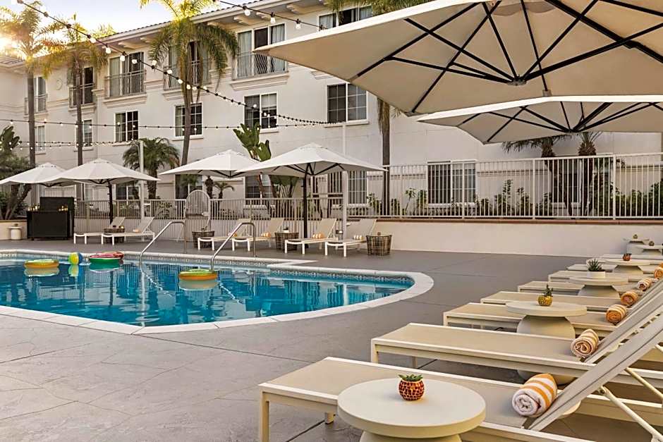 Hilton Garden Inn Carlsbad Beach