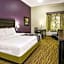La Quinta Inn & Suites by Wyndham Laredo Airport