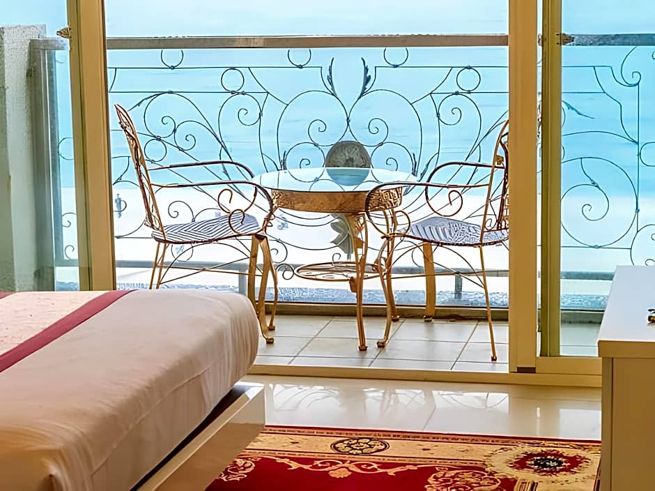 STARRISE LEISURE HOTEL