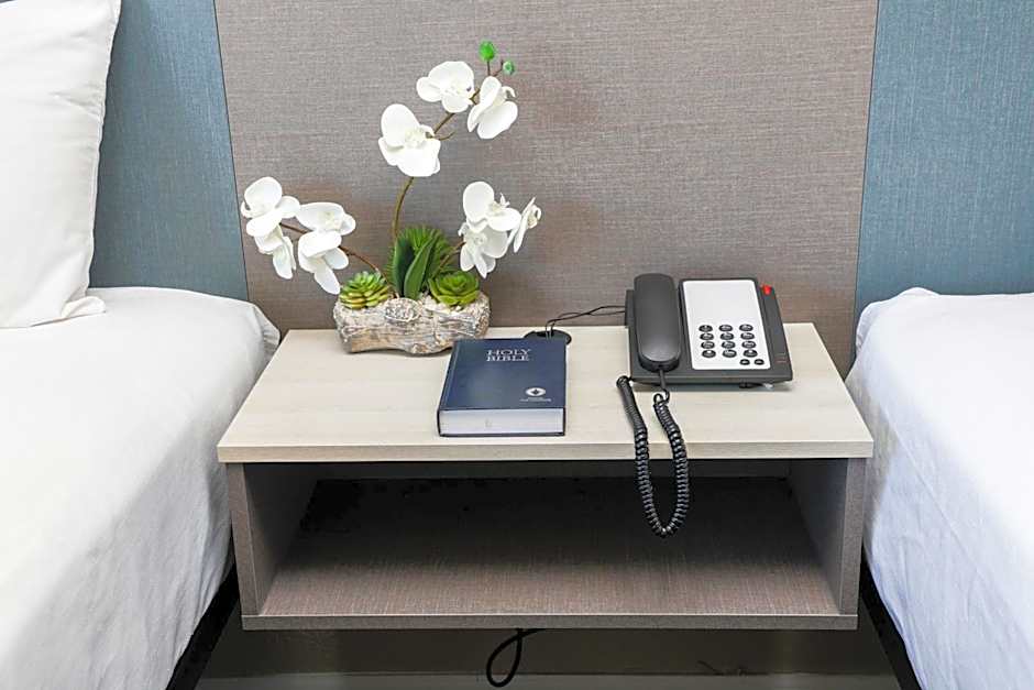 Sea Breeze Inn - San Simeon