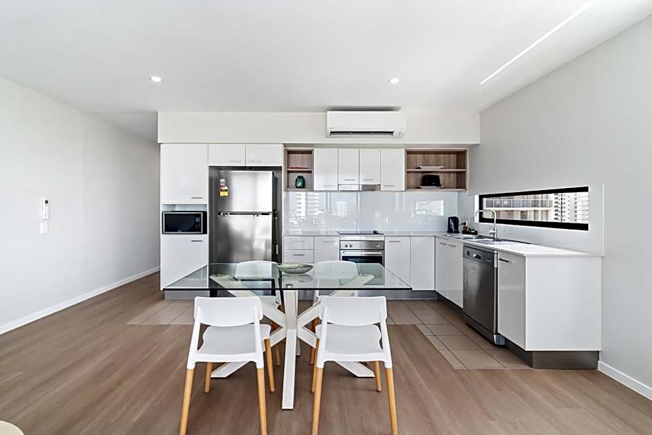 Direct Collective - Sea Breeze Mooloolaba