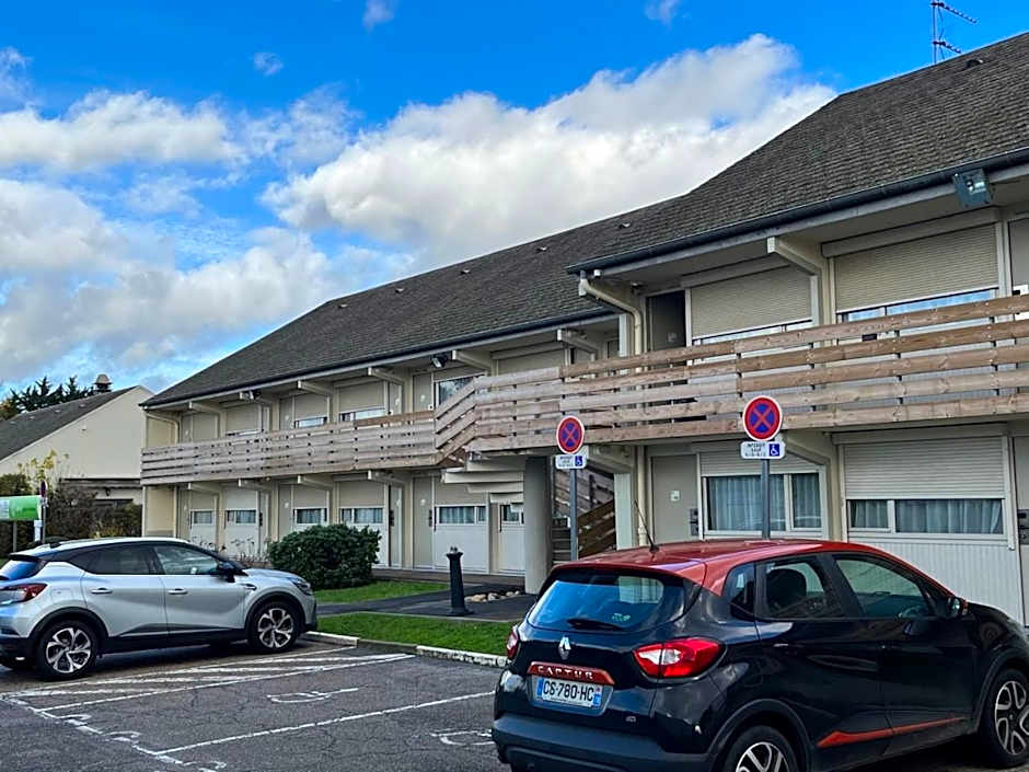 Campanile Orleans Nord Saran Hotel