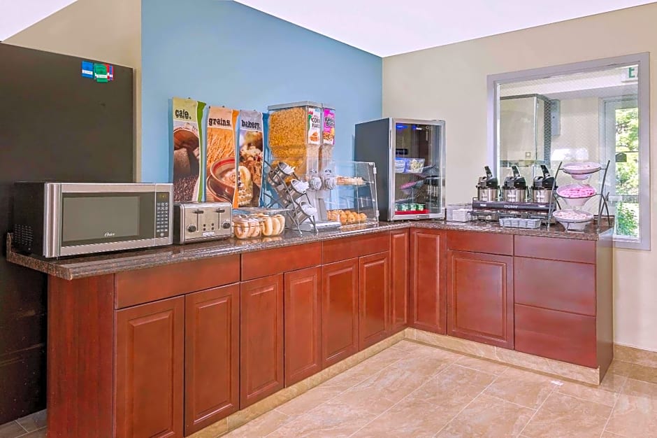 Microtel Inn and Suites Hagerstown