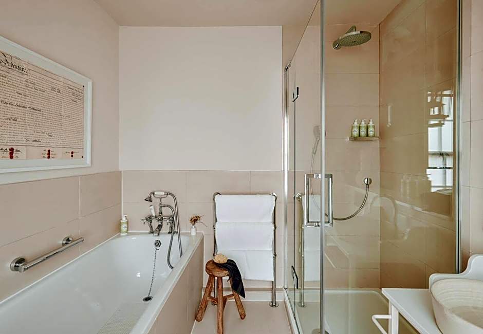 No 1 by GuestHouse, York