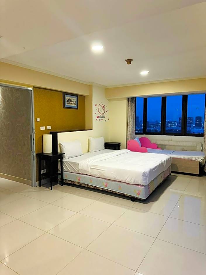 Omni Tower Nana Bangkok - Serviced Apartment on Sukhumvit Soi 4